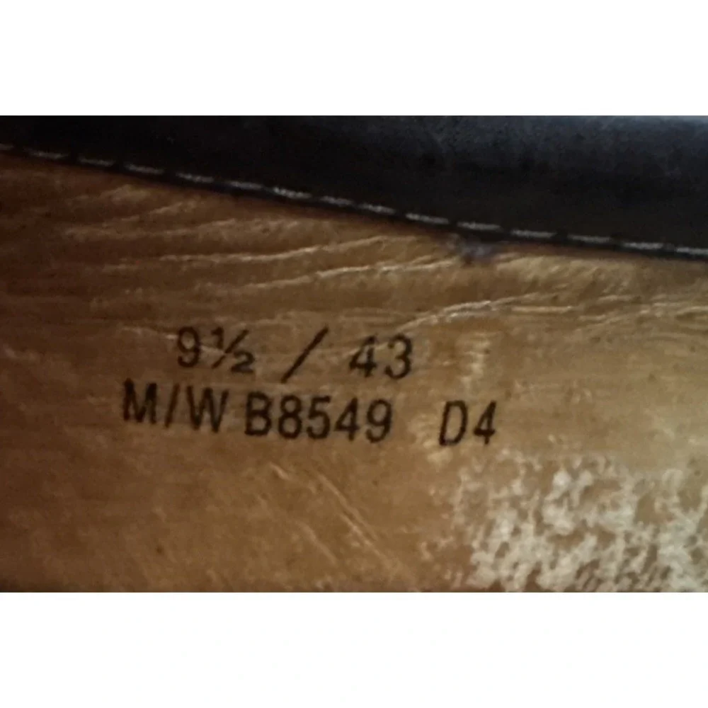 Born 9.5 M/W B8549 G3 Shoes Slip On Loafers